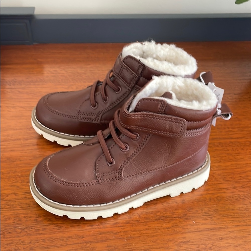 NWT Boots/Shoes Old Navy